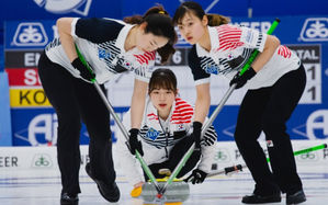 컬링 리틀 팀킴, 일본 꺾고 세계선수권 첫 메달 쾌거