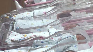 분만 중 아이 떨어뜨려 사망&hellip;'은폐 의혹' 병원 관계자 9명 수사