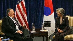 고위당국자 "韓美 '포괄적 접근' 시 제재 완화도 논의 가능"