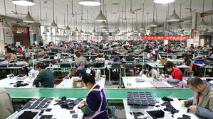 중국 제조업 4개월 만에 확장세&hellip;부양책 효과 봤나