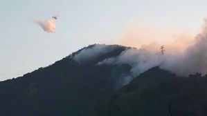 해운대 산불, 18시간 만에 초진 완료&hellip;축구장 30개 면적 피해