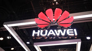 美, 中 화웨이&middot;70개 계열사 거래 제한&hellip;"안보 위협 활동에 연루"