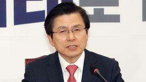 황교안, '민생대장정' 시동&hellip;포항 지진피해 현장 방문