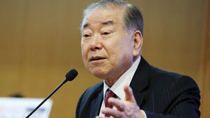 문정인 "日, 한국 정권 바꿔보겠다는 것&hellip;내정간섭과 마찬가지"