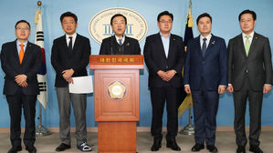 野 정무위원들 "與, 보훈처 감싸려 정무위 파행 유도"