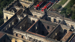 "유물 잿더미 만든 브라질 국립박물관 화재, 에어컨서 시작"