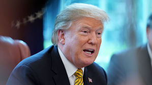 트럼프, 시리아 제재 1년 연장 "잔혹한 폭력&middot;인권유린 규탄"