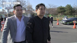 '소송서류 위조' 강용석 항소심 무죄…163일 만에 석방