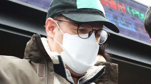 로버트 할리, 필로폰 1g 구매&middot;2차례 투약&hellip;내일 송치