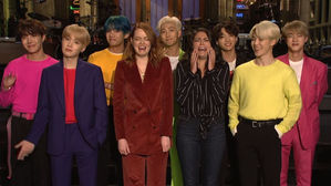 [SBS Star] VIDEO: Emma Stone "Freaks Out" Standing Next to BTS in 'SNL' Teaser