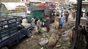 파키스탄 시장에서 폭탄테러&hellip;"최소 16명 사망"