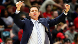 사장 이어 사령탑까지&hellip;'PO 좌절' LA 레이커스, 월튼 감독 경질