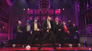 [스브스타] "방탄이 방탄했다"&hellip; 美 SNL서 '역대급' 컴백 무대 선보인 BTS
