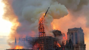 "인류유산이 불탔다"&hellip;전세계 '노트르담 화재' 충격&middot;탄식&middot;애통