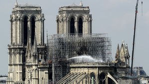 '노트르담 5년 내 원형 복원해도 좋다'&hellip;佛 상원, 법안 의결