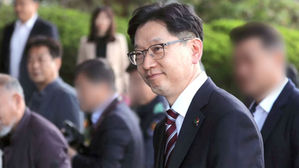 김경수 경남지사, 보석 하루 만에 업무 복귀&hellip;분위기는?