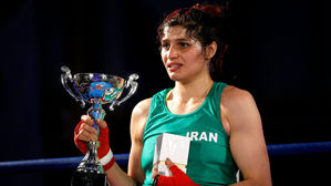 이란 첫 女 권투선수, 해외 경기 뒤 체포영장 소문에 귀국 취소