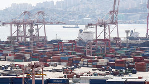 KDI, 올해 한국 성장률 전망 2.6→2.4%로 하향…내년은 2.5%