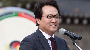 경찰, '김학의 부인 명예훼손 혐의' 안민석 의원 불기소 의견 송치