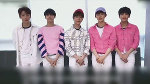 신인 보이그룹, 유명 팝스타들과 나란히…美 콘서트 참석