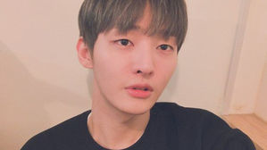 [SBS Star] Yoon Jisung Announces His Military Enlistment Date & Shares a Heartfelt Letter