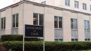 中 정보원에 기밀 건네고 뇌물 수수한 미국 국무부 직원 혐의 인정