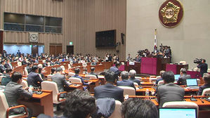 고발장 잔뜩 실은 패스트트랙 열차&hellip;'의원 68명' 수사 대상