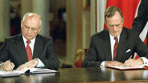 고르바초프 "핵무기가 세계를 보호 못 해, 미-러 군축해야"