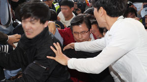 [풀영상] "20분 걸린 200m" 황교안 대표가 광주서 겪은 일