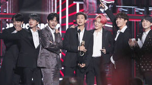 '빌보드 2관왕' 방탄소년단&hellip;"계속해서 최고의 꿈을 꾼다"