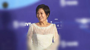 김혜자, 백상예술대상 TV부문 대상&hellip;참석자 '기립박수'