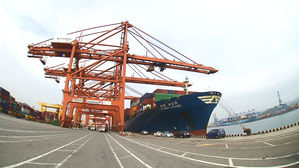 7년 만에 경상수지 적자…경제 불안 확산