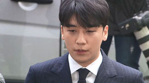 경찰 "승리, 성매매 혐의도 영장에 적시&hellip;추가 성 접대 조사"