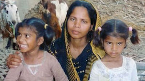 '신성모독 살해위협' 파키스탄 기독교 여성, 캐나다로 탈출