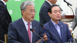 패스트트랙 탄 선거법, 벌써부터  '삐걱'&hellip;평화 '의석수 확대' 공식화