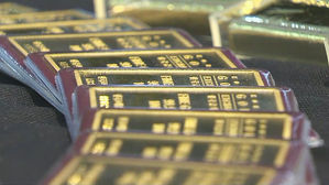 [친절한 경제] 금 사들이는 부자들&hellip;빠르게 번진 '소문의 실체'