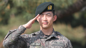 [SBS Star] 2PM TAECYEON Officially Completes His Military Service