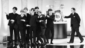 [SBS Star] VIDEO: BTS Literally Becomes the Modern-day 'The Beatles'!