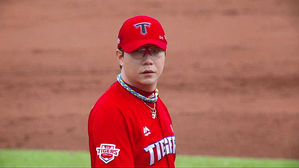 양현종 "감독님 죄송합니다"&hellip;김기태 언급하며 '눈물'