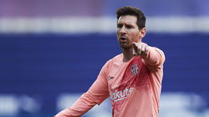 '살아있는 전설' 메시, 2년 연속 득점왕&middot;도움왕 동시 석권