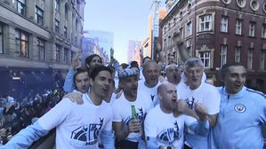 '올해 우승만 4번' 맨시티, 카퍼레이드&hellip;"이 순간 즐길 때"