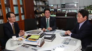 여야 3당 국회 정상화 협상 제자리걸음&hellip;'원내대표 회동' 건의