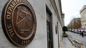 美, 韓 '환율 관찰대상국' 유지&hellip;"현 상황 유지시 다음엔 제외"