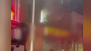 살충제 뿌린 뒤 전기채 휘두르니 '펑'&hellip;화재 위험 주의