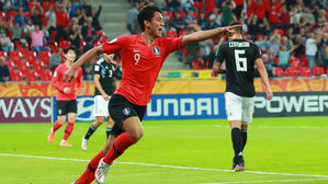 '오세훈&middot;조영욱 골!골!' 한국, 아르헨 2-1 꺾고 16강 진출