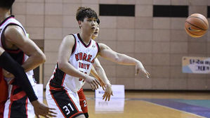 고려대 박정현, 부상 오세근 대신 남자농구 대표팀 훈련 합류