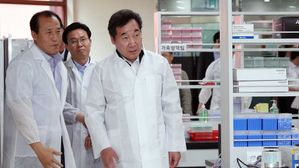 이 총리, 돼지열병 방역현장 두 번째 방문&hellip;'최고 수준 방역' 강조