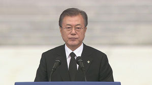 한국당 "문 대통령, 호국영령 앞에서 김원봉 헌사&hellip;귀를 의심"