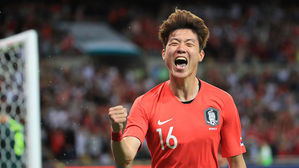 황의조, 프랑스 보르도 이적 완료&hellip;계약 기간 4년