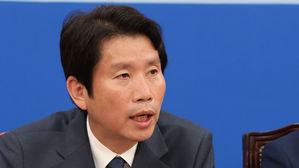 "경기 최선 방어 수단" "막예산·막추경"…여야 '추경 공방' 격화